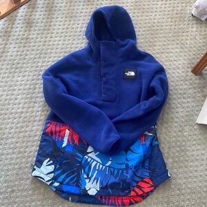 The North Face Fleece with Hood